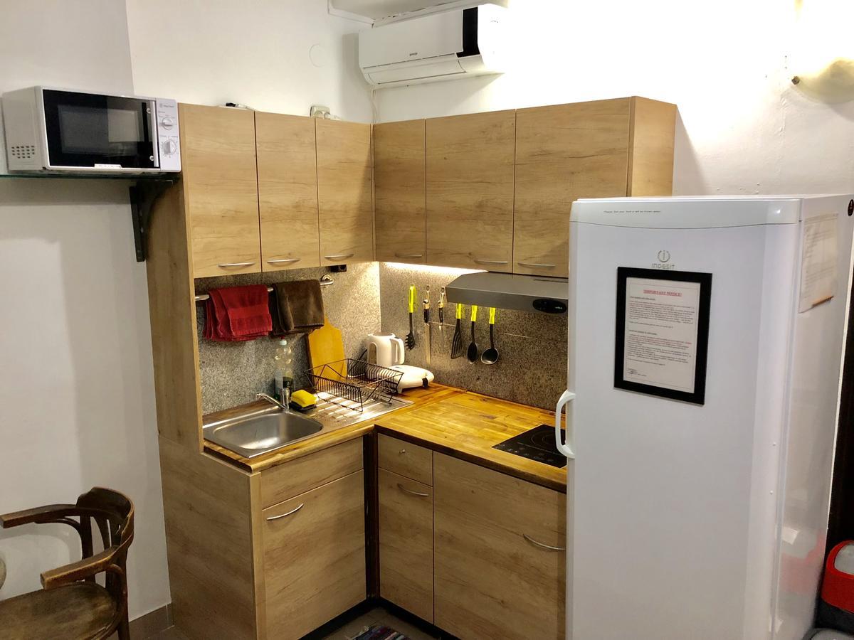 Aladin Hostel 卢布尔雅那 外观 照片