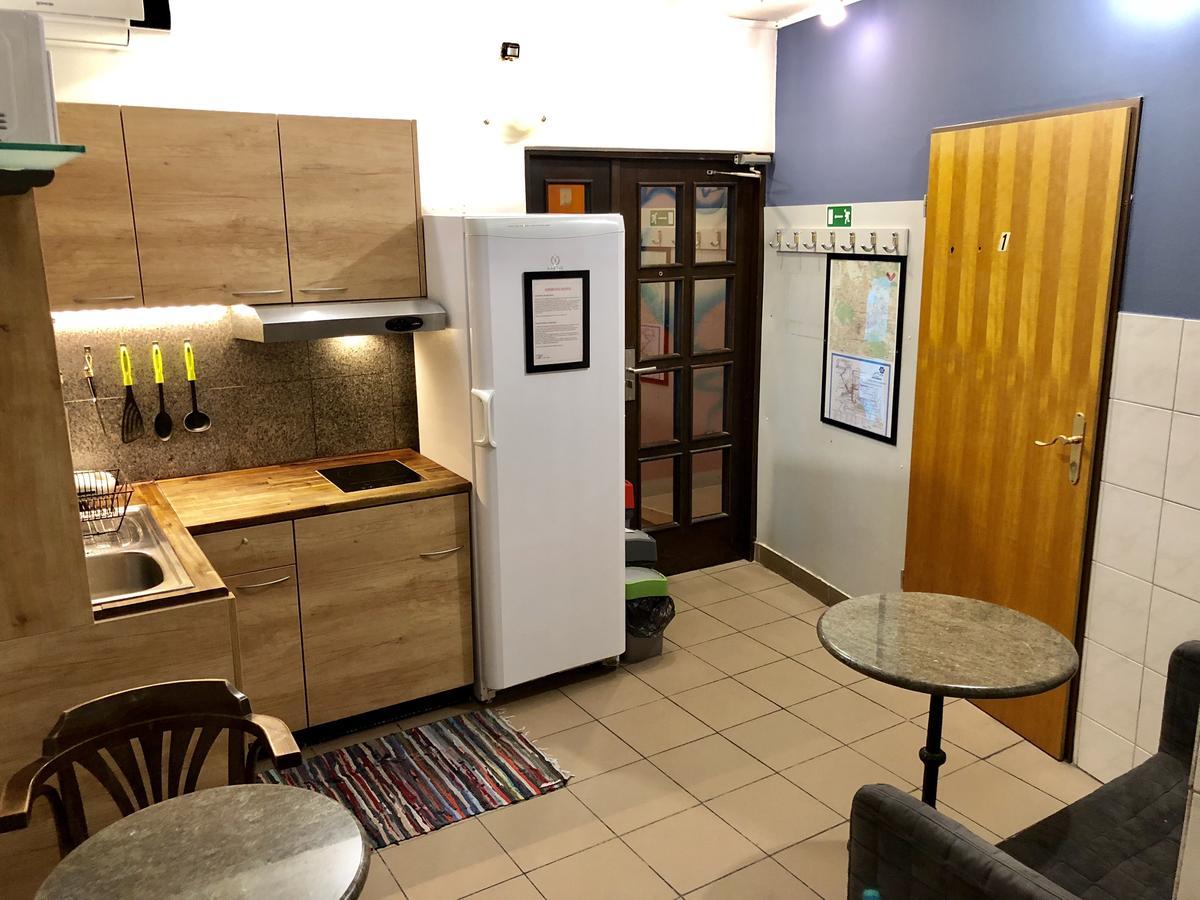 Aladin Hostel 卢布尔雅那 外观 照片
