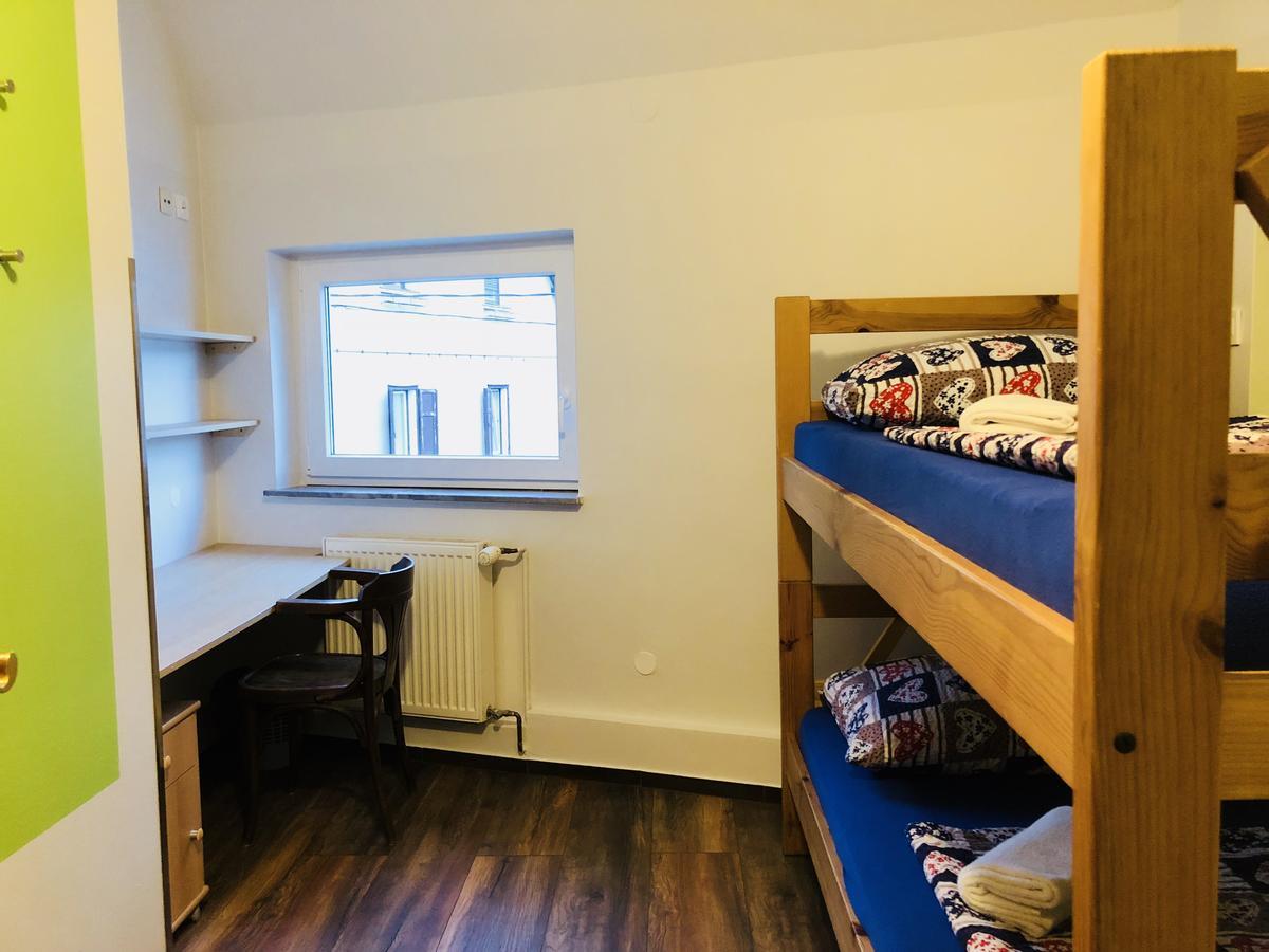 Aladin Hostel 卢布尔雅那 外观 照片