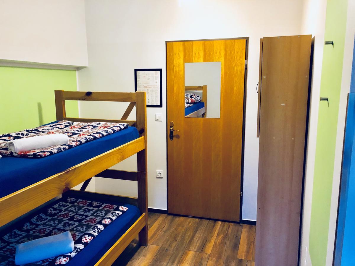Aladin Hostel 卢布尔雅那 外观 照片