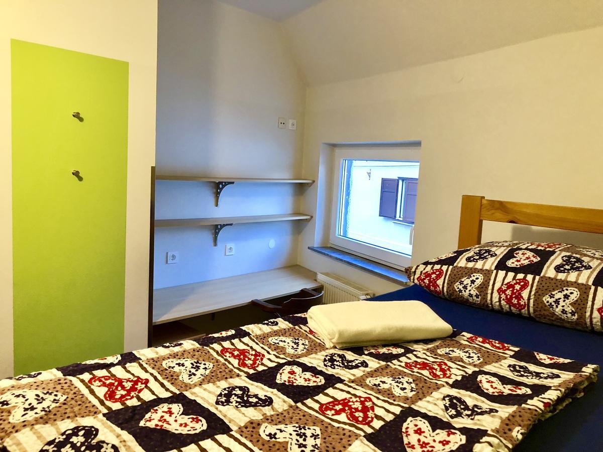 Aladin Hostel 卢布尔雅那 外观 照片