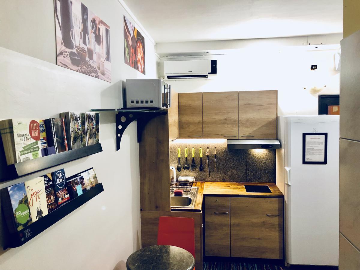 Aladin Hostel 卢布尔雅那 外观 照片