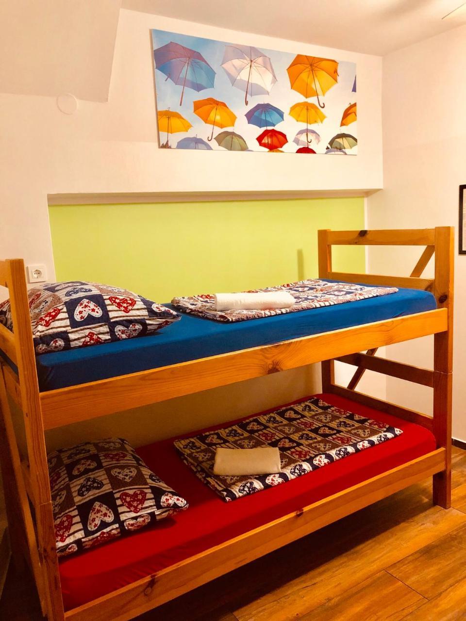 Aladin Hostel 卢布尔雅那 外观 照片